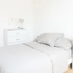 Luminous Apt At Bastille