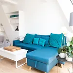 Luminous Apt At Bastille